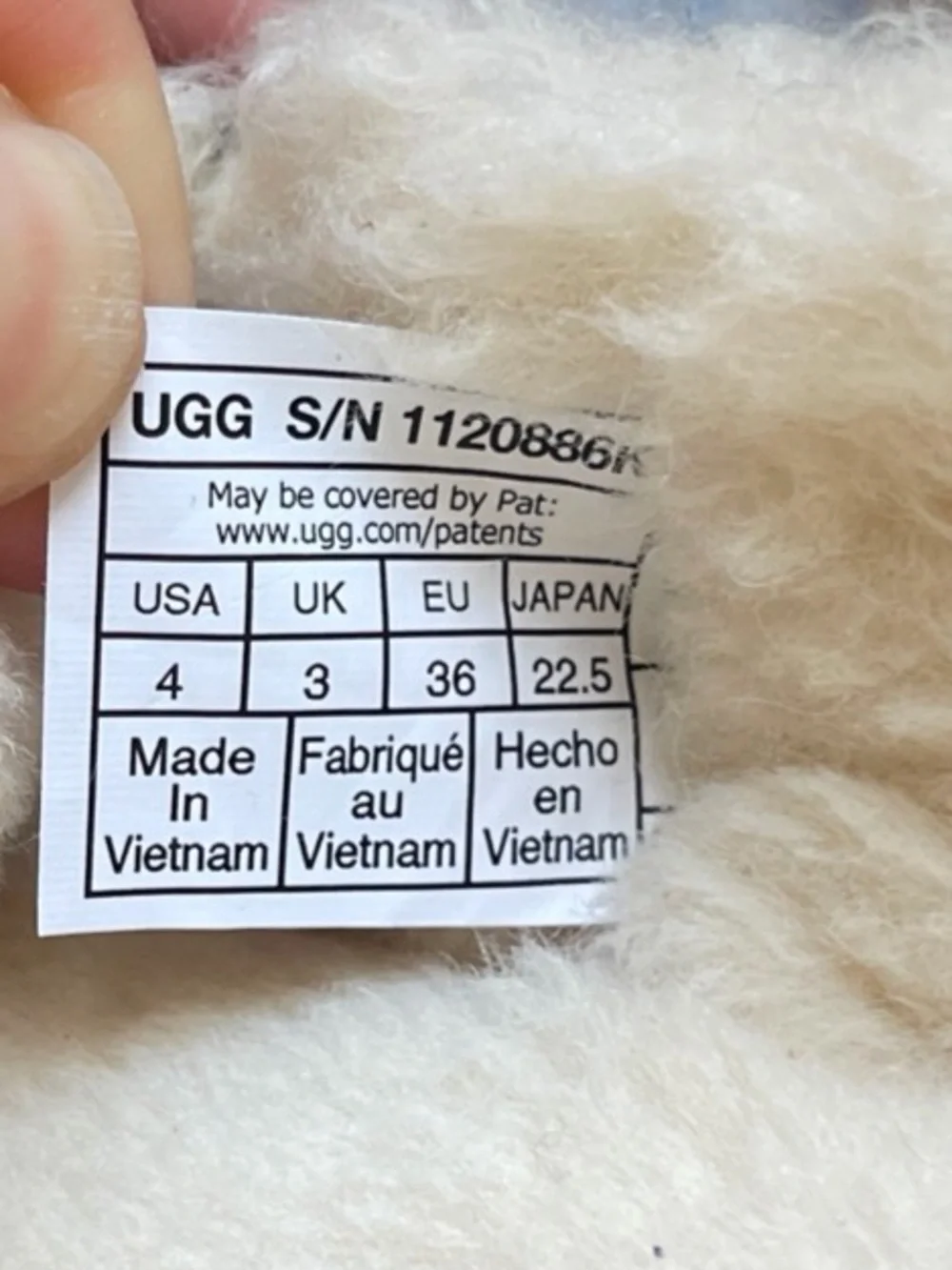 UGG SCALLOPED MOC Girls  SLIPPER SUEDE CHESTNUT Size 4
